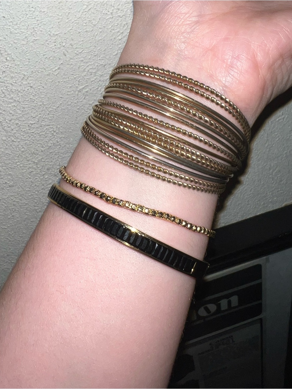 Gold & Black Clasp Bracelet